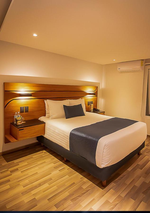 Hotel Boutique Maria มอเรเลีย ภายนอก รูปภาพ